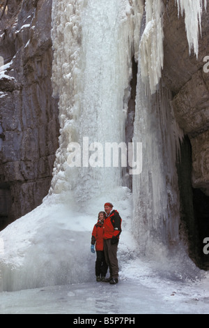 Königin der Maligne gefrorenen Wasserfall, Maligne Canyon im Winter, Jasper Nationalpark, Alberta, Kanada. Stockfoto