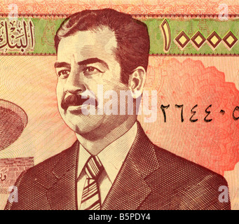 Saddam Hussein auf 10 000 Dinar-Banknote aus dem Irak Stockfoto