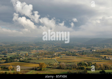 Blick von Norden über Tal von Lacoste Provence Frankreich Stockfoto