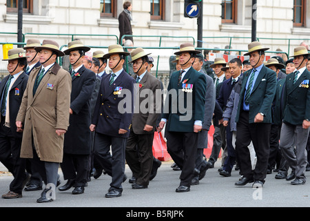 Gurkha-Veteranen nehmen Sie Teil an der London-Erinnerung-Parade am 11. Nov. Stockfoto