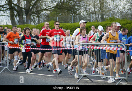 Marathonläufer bei den London-Marathon 2008 Stockfoto