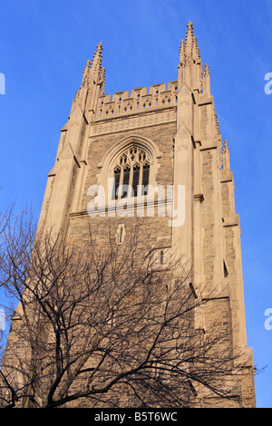 Soldaten-Turm am Hart House an Universität von Toronto zu Ehren von Studenten und Dozenten, die im ersten Weltkrieg diente Stockfoto