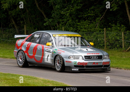 1996-Audi Quattro A4 BTCC-Anwärter mit Fahrer Frank Biela beim Goodwood Festival of Speed, Sussex, UK. Stockfoto