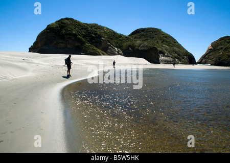 Am Wharariki Beach, in der Nähe von Cape Farewell, Südinsel, Neuseeland Stockfoto