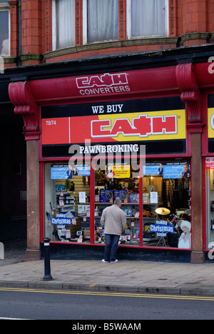 Cash-Konverter-Shop in Wigan, Lancashire. Stockfoto