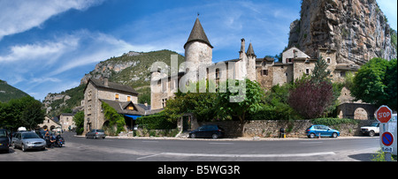 Das malerische Französisch Dorf von La Malene in den Gorges du Tarn, Lozère Abteilung Region Languedoc-Rousillion, Frankreich Stockfoto