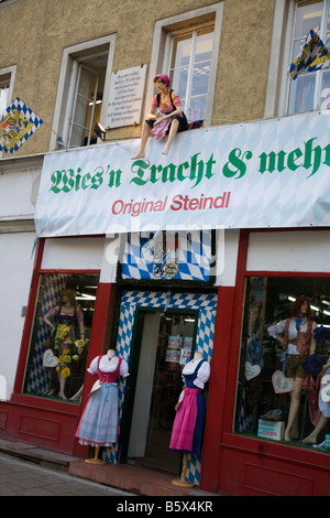 Steindl Kostüme Shop für Oktoberfest Wiesn München Stockfoto