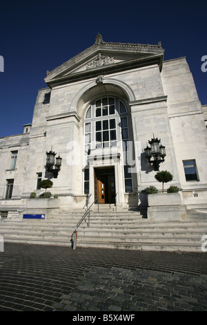 Stadt von Southampton, England. Haupteingang zum Ernest Berry Webber entworfen Southampton Civic Centre South Block. Stockfoto