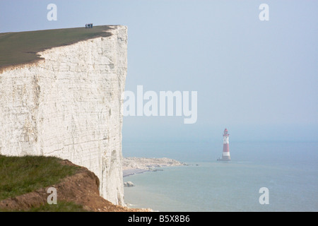 Beachy Head mit Klippen und Leuchtturm Eastbourne East Sussex England UK Stockfoto