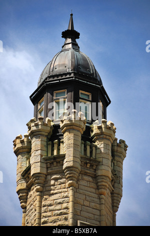 Wasserturm an der Michigan Avenue in der Innenstadt von Chicago, Illinois, USA Stockfoto