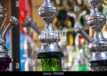 Traditionellen Wasserpfeifen zum Verkauf auf dem Markt, Kairo, Ägypten Stockfoto