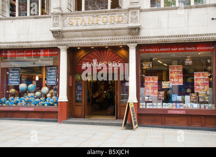 Stanfords Karte und Buchhandlung in London reisen Stockfoto