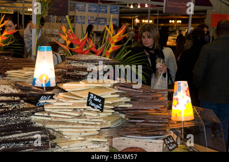 Auf der Salon du Chocolat 2008 in Paris die Ausstellung echte Schokolade eine berühmte chocolatier aus Südwest-Frankreich Stockfoto