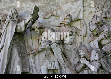 Denkmal von Dimitry Donskoy (1350-1389) immer gesegnet vor der Schlacht von Kulikowo an das Donskoj-Kloster in Moskau, Russland Stockfoto