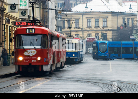 Straßenbahnen in Zagreb Kroatien Stockfoto