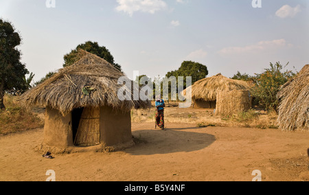 Dorf-Gehäuse in Mfuwe in South Luangwa, Sambia Stockfoto