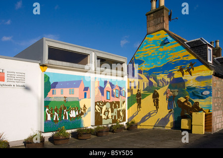 Off the Wall "in Auftrag gegeben, Fresken und Wandmalereien in Invergordon Invernesshire Schottland, Vereinigtes Königreich Stockfoto