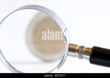 Wirtschaft unter dem Mikroskop Stockfoto