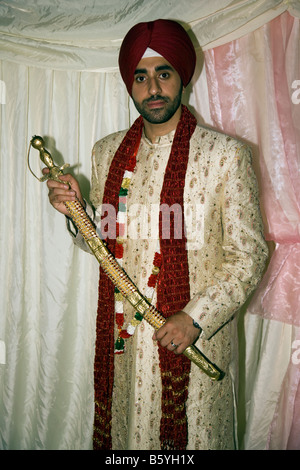 bei einer traditionellen Sikh Hochzeit Bräutigam Stockfoto