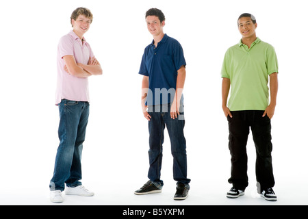 Full Length Portrait der jungen im Teenageralter Stockfoto