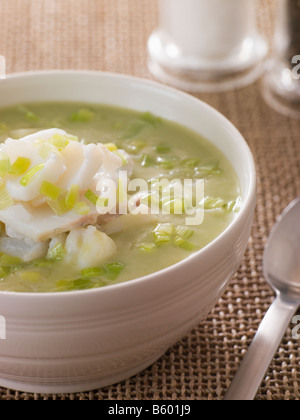 Schüssel mit Cullen Skink Stockfoto