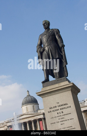 Statue Generalmajor Sir Henry Havelock KCB in Trafalgar Square London GB Vereinigtes Königreich Stockfoto