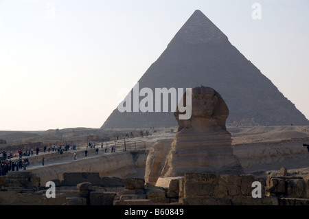 Die große Sphinx von Gizeh und die Pyramiden, Ägypten Stockfoto