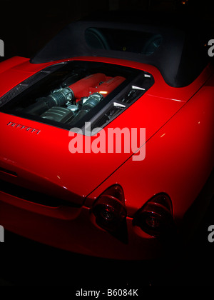 Ferrari F430 Spider Motorraum angestrahlt Stockfoto