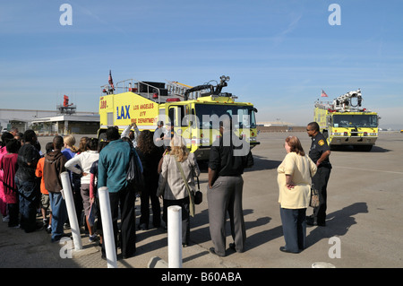 Eine Schulklasse besucht The Flight Path Museum am Los Angeles International Airport LAX Stockfoto