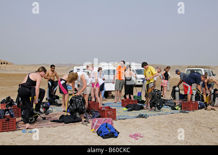 Jeep-Safari in Ägypten, Taucher am Strand