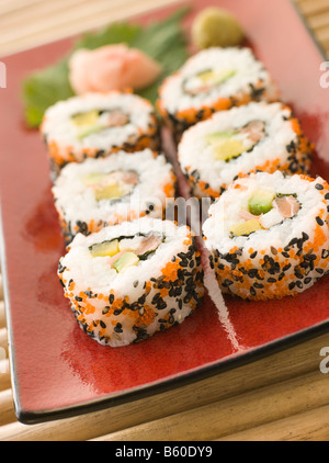 Inside-Out-Sushi-Rollen Stockfoto