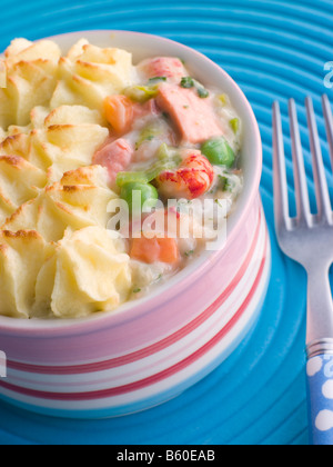 Einzelnen Fisch Pie Stockfoto