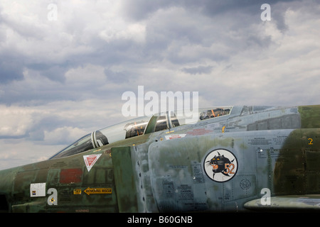 Cockpit eines Kampfflugzeugs McDonnell Douglas RF-4E Phantom II Stockfoto