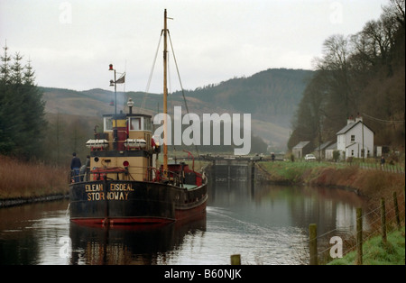 Erfolgen Eisdeal Puffer Clydepuffer auf Crinan canal Schottland Stockfoto