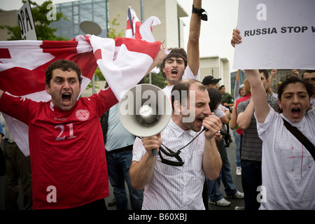 Vor allem Georgier protestieren gegen russische Truppen in Georgien, Berlin Stockfoto