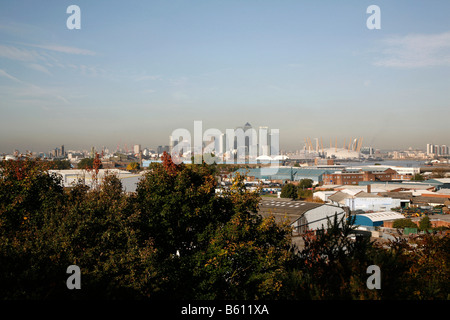Panoramablick über Canary Wharf von Maryon Park, Charlton, London Stockfoto