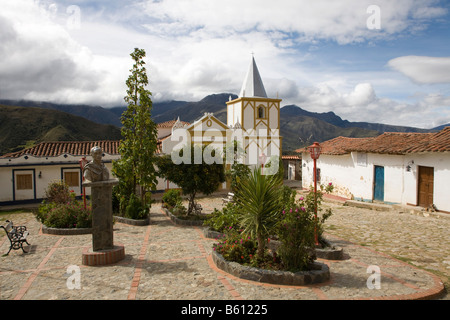 Plaza Bolivar, Bergdorf Los Nevados, Anden, Höhe 2440 m, Venezuela, Südamerika Stockfoto