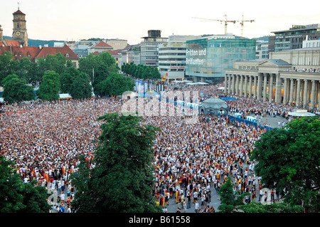 UEFA Fußball-Europameisterschaft 2008, öffentliche Anzeige auf dem Schlossplatz Square, Luftaufnahme, Stuttgart, Baden-Württemberg Stockfoto