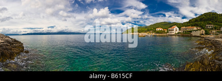 Kozarica Bay und Fischerdorf, Insel Mljet, Dubrovnik-Neretva, Dalmatien, Kroatien, Europa Stockfoto