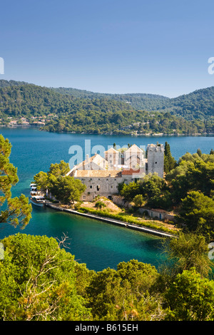 Benediktiner-Kloster St. Marien Insel in Veliko Jezero, Mittelmeer, Nationalpark Mljet-Mljet-Insel Stockfoto