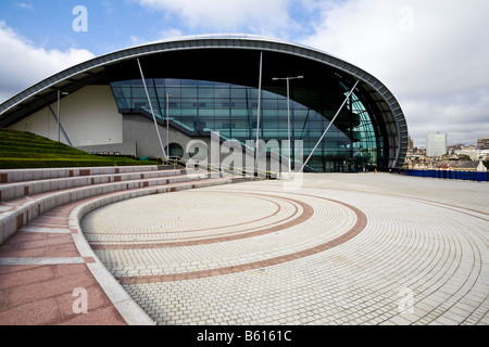 Der Salbei, entworfen von Sir Norman Foster als Musikzentrum in NewcastleGateshead, Tyneside, UK Stockfoto