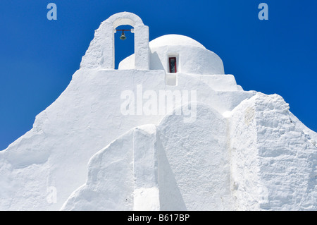 Weiße Kirche Panagia Paraportiani, Mykonos, Kykladen, Griechenland, Europa Stockfoto