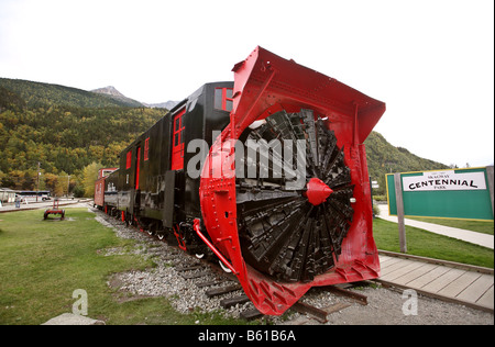 Altschnee Gebläse Zug bei Skagway Alaska Stockfoto