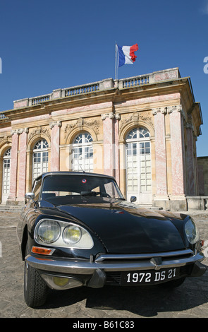 Citroen DS, Schloss von Versailles, Paris, Frankreich Stockfoto