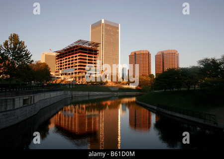 Richmond Virginia Skyline mit Reflexion Stockfoto