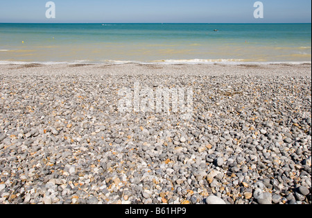 Stoney Strand in der Nähe von Dieppe, Normandie, Frankreich, Europa Stockfoto