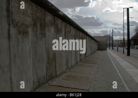 Berliner Mauer in der Bennauer Straße, Teil des Denkmals für den Bau der Berliner Mauer, Berlin Stockfoto