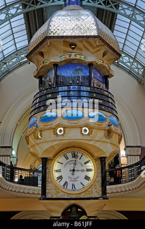 Uhr in das Queen Victoria Building, Sydney, Australien Stockfoto