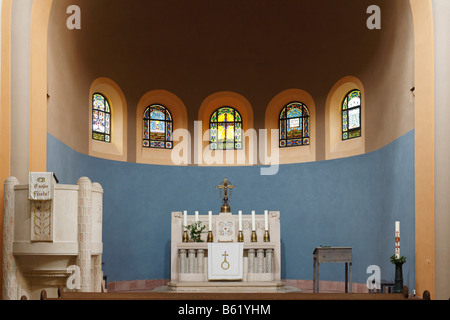 Altar, Evangelische Christuskirche Kirche, Staat Bad Brueckenau, Bad Brueckenau, Berge der Rhön, Franken, Niederbayern, Stockfoto