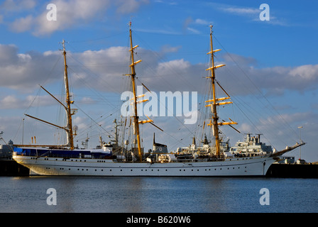 Große Schiff von der Deutschen Marine, die Gorch Fock im Hafen, Kieler Woche 2008, Kiel, Schleswig-Holstein, Deutschland, Europa Stockfoto